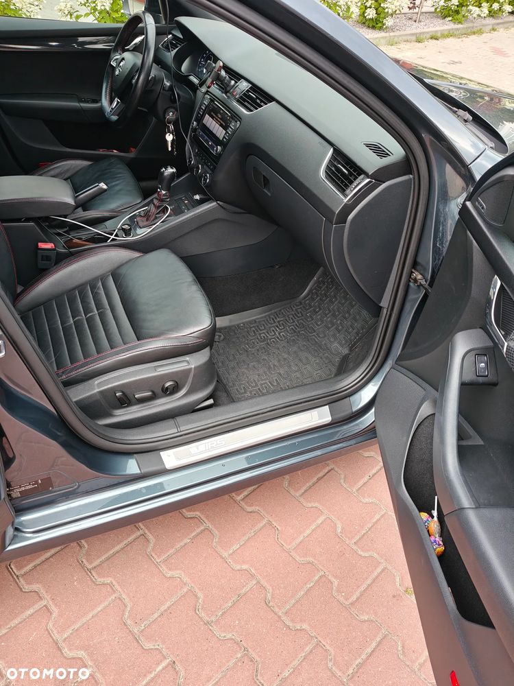 Skoda Octavia 2.0 TDI RS DSG - 13
