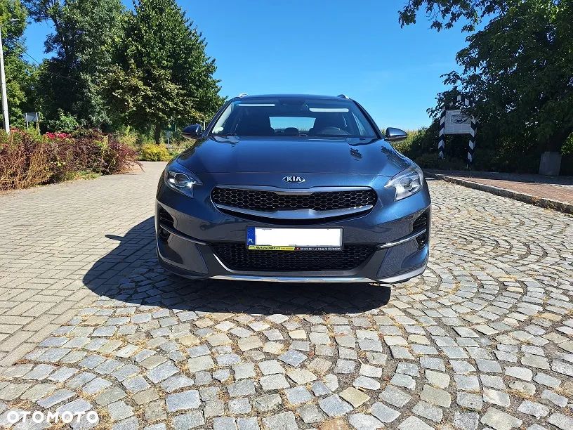 Kia XCeed 1.6 CRDi mHEV Prestige Line - 2