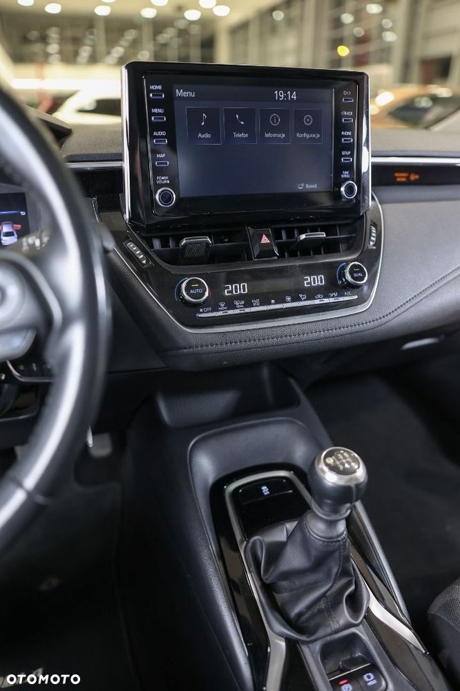 Toyota Corolla - 16