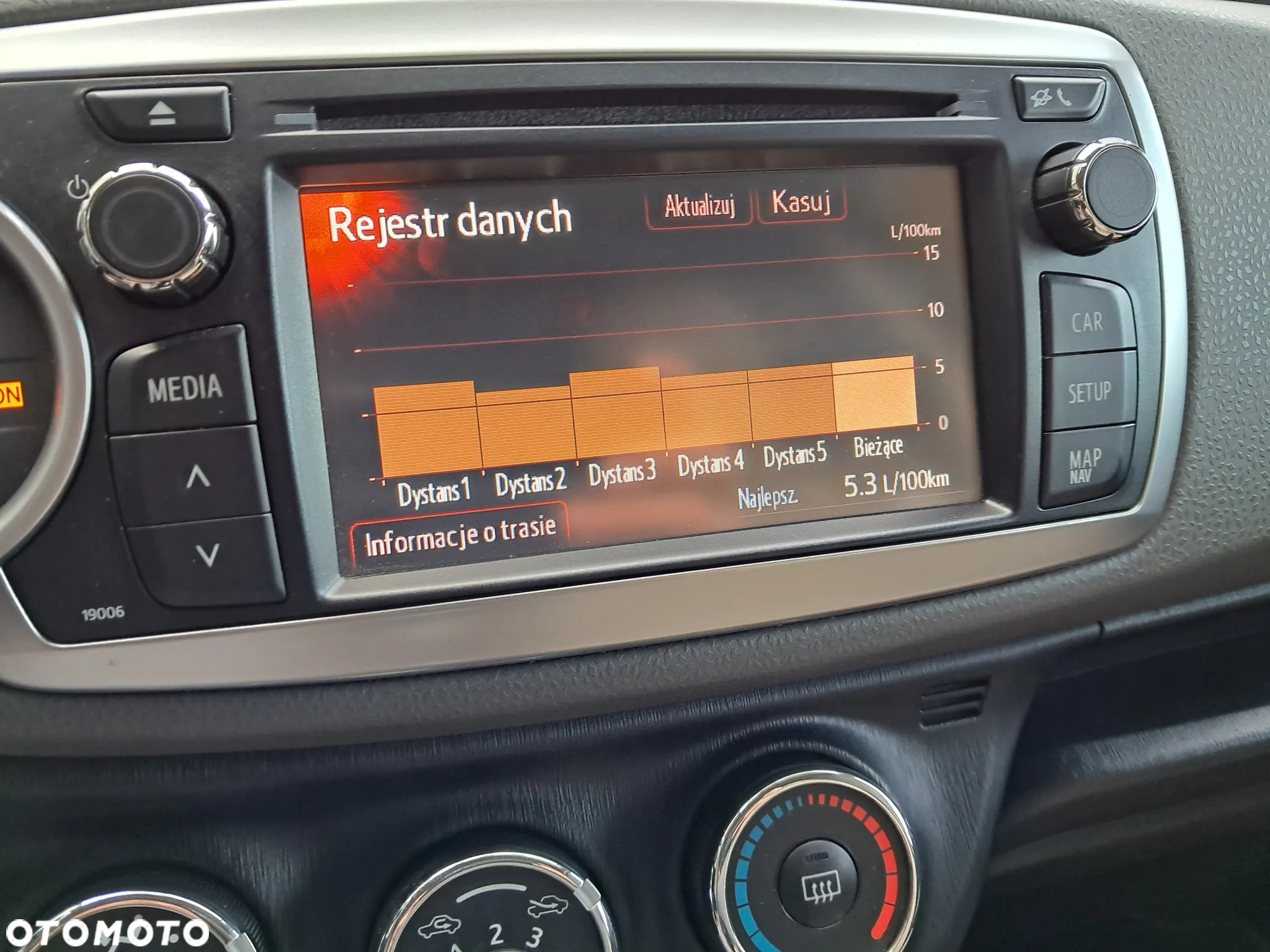 Toyota Yaris 1.33 Prestige - 16