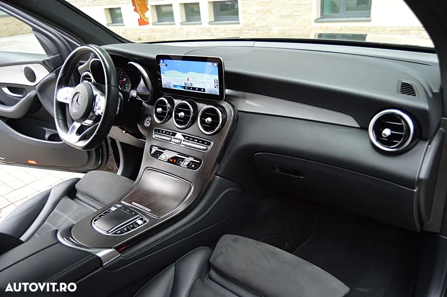 Mercedes-Benz GLC - 6