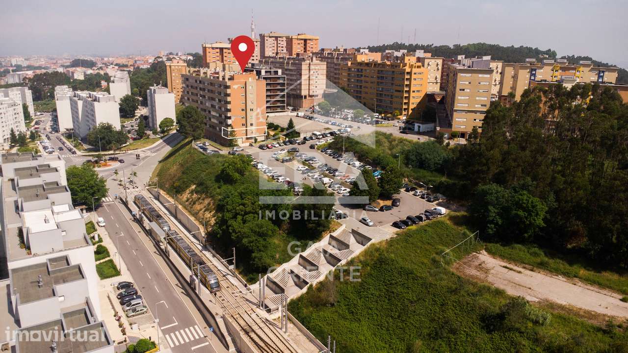 T3 com Garagem Box junto ao Metro em Gaia - Grande imagem: 3/25