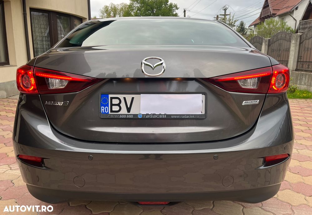 Mazda 3 G120 Attraction - 11