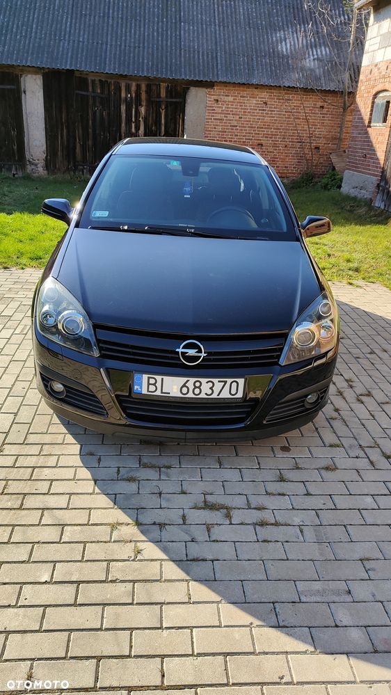Opel Astra 2.0 T Cosmo - 7