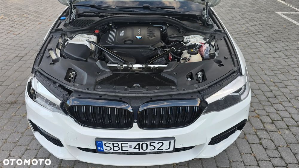 BMW Seria 5 520d M Sport - 17
