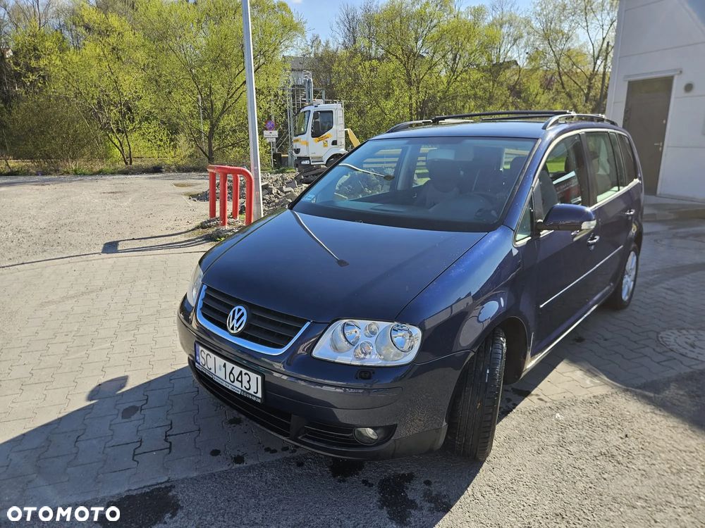 Volkswagen Touran - 2