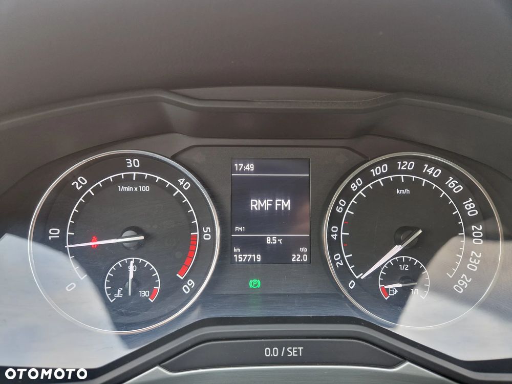 Skoda Superb 2.0 TDI Ambition - 6