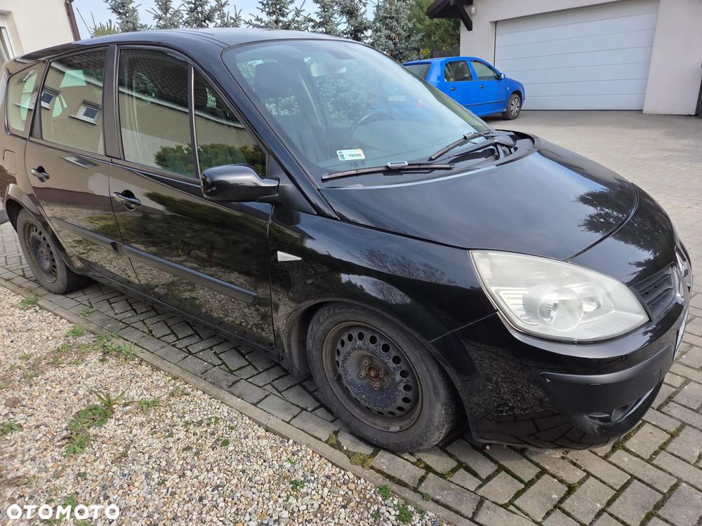 Renault Scenic 1.9 dCi FAP Avantage - 2