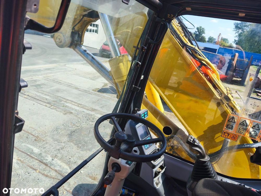 Komatsu Pw 160 - 7E0 4X4 - 25