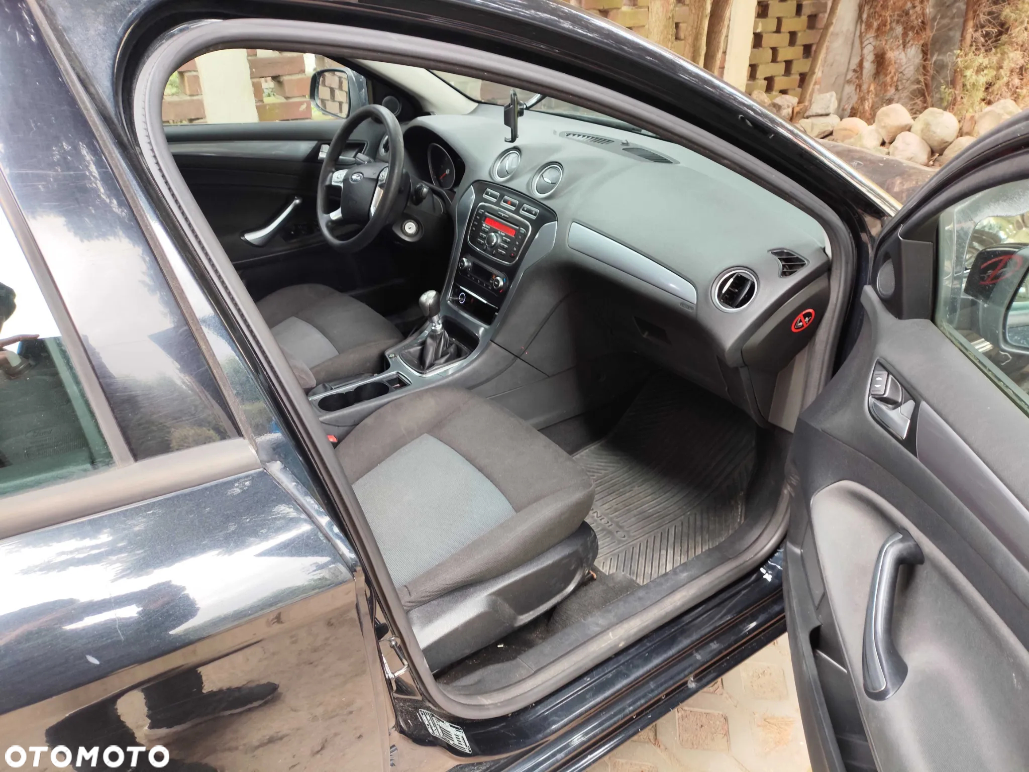 Ford Mondeo - 18