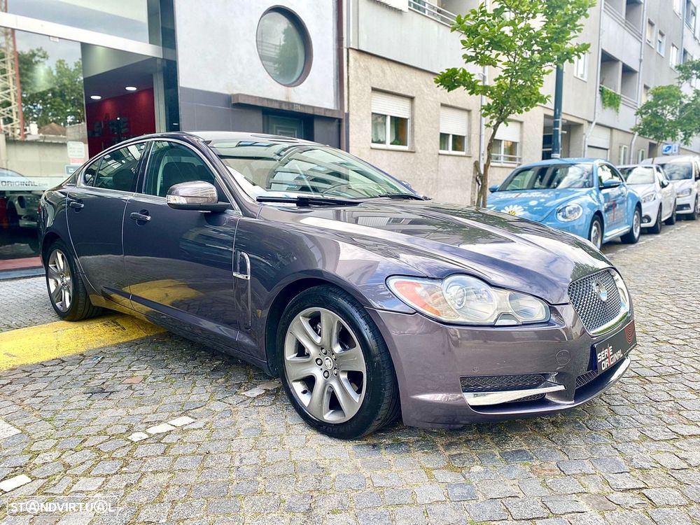 Jaguar XF 2.7 D V6 Premium Luxury - 4
