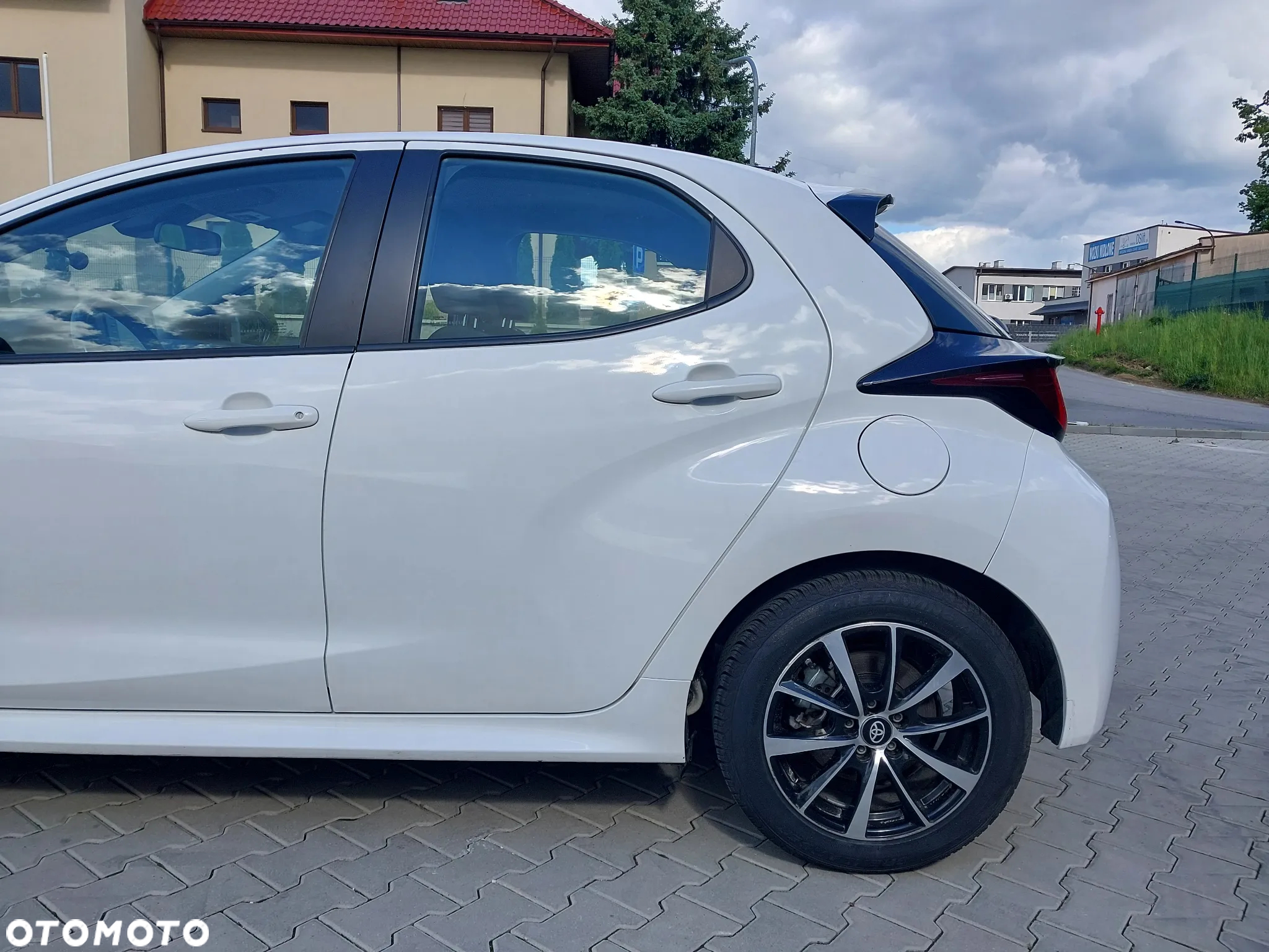 Toyota Yaris Hybrid 1.5 Comfort - 6
