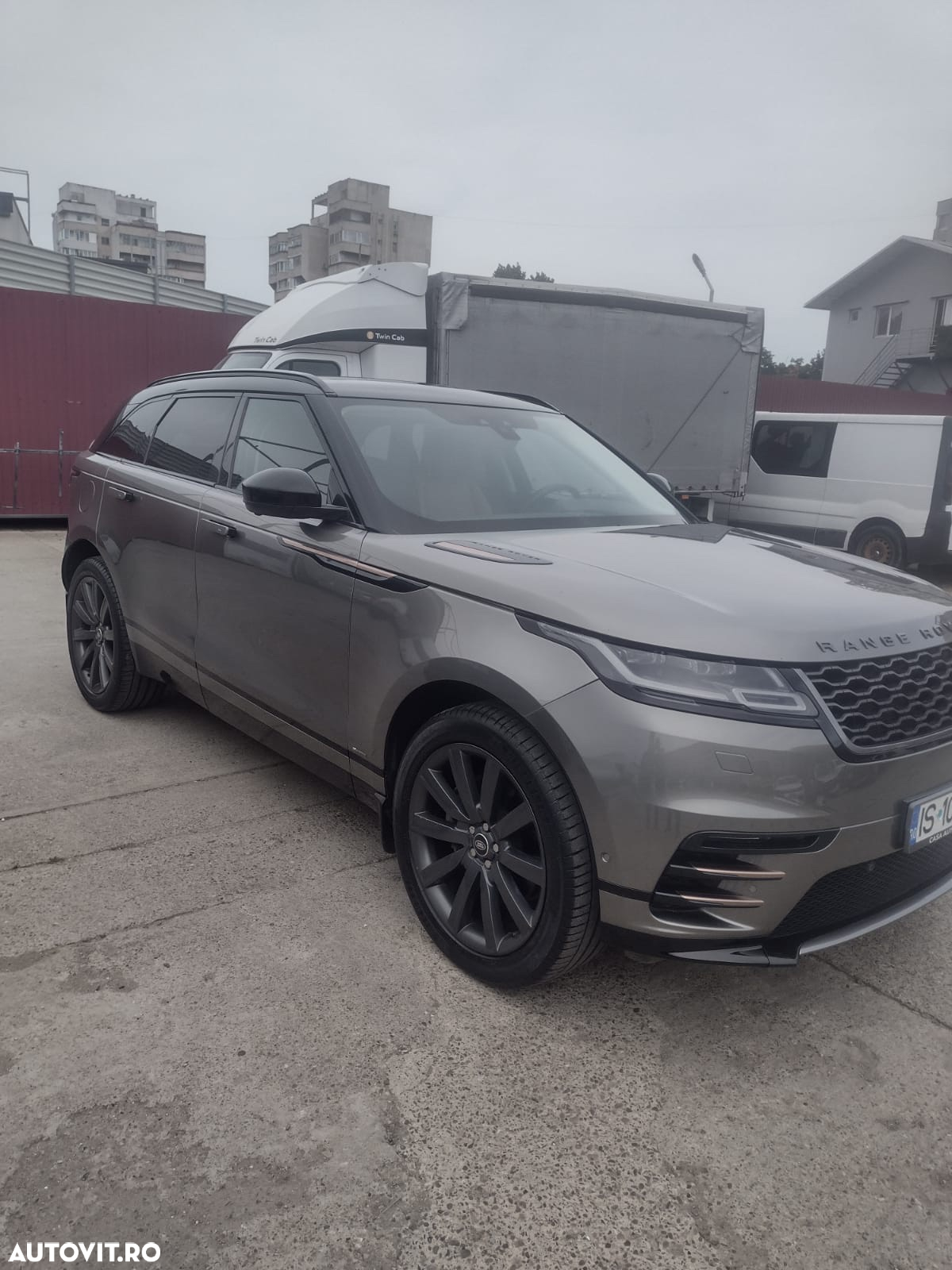 Land Rover Range Rover Velar R-Dynamic 2.0 HSE - 4