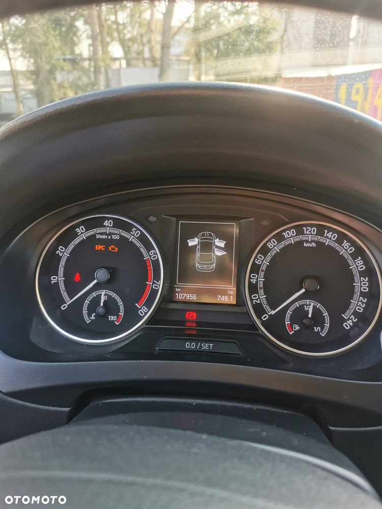 Skoda RAPID 1.0 TSI Ambition - 7