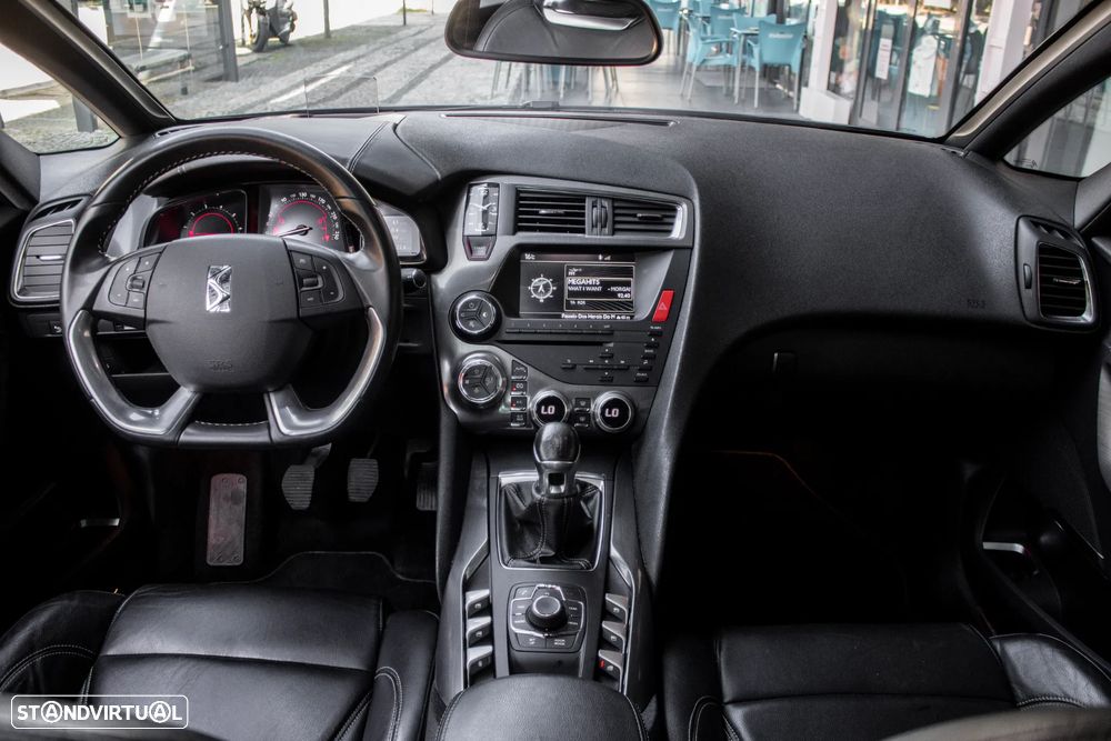 Citroën DS5 THP 200 SoChic - 33