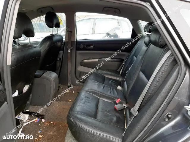 Dezmembrez Toyota Prius 2 hybrid - 6