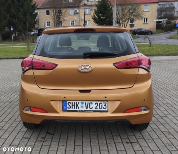 Hyundai i20 1.4 Comfort - 10