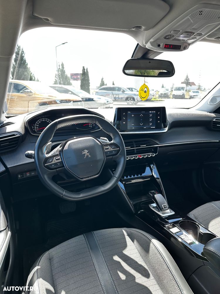Peugeot 2008 1.5 BlueHDI STT EAT8 Allure - 10