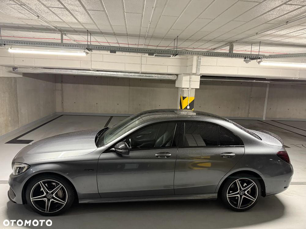 Mercedes-Benz Klasa C 200 4-Matic 9G-TRONIC - 6