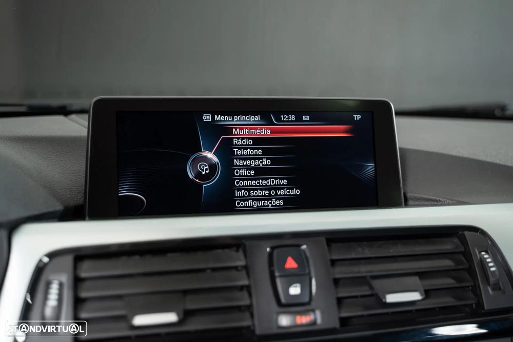 BMW 320 - 26