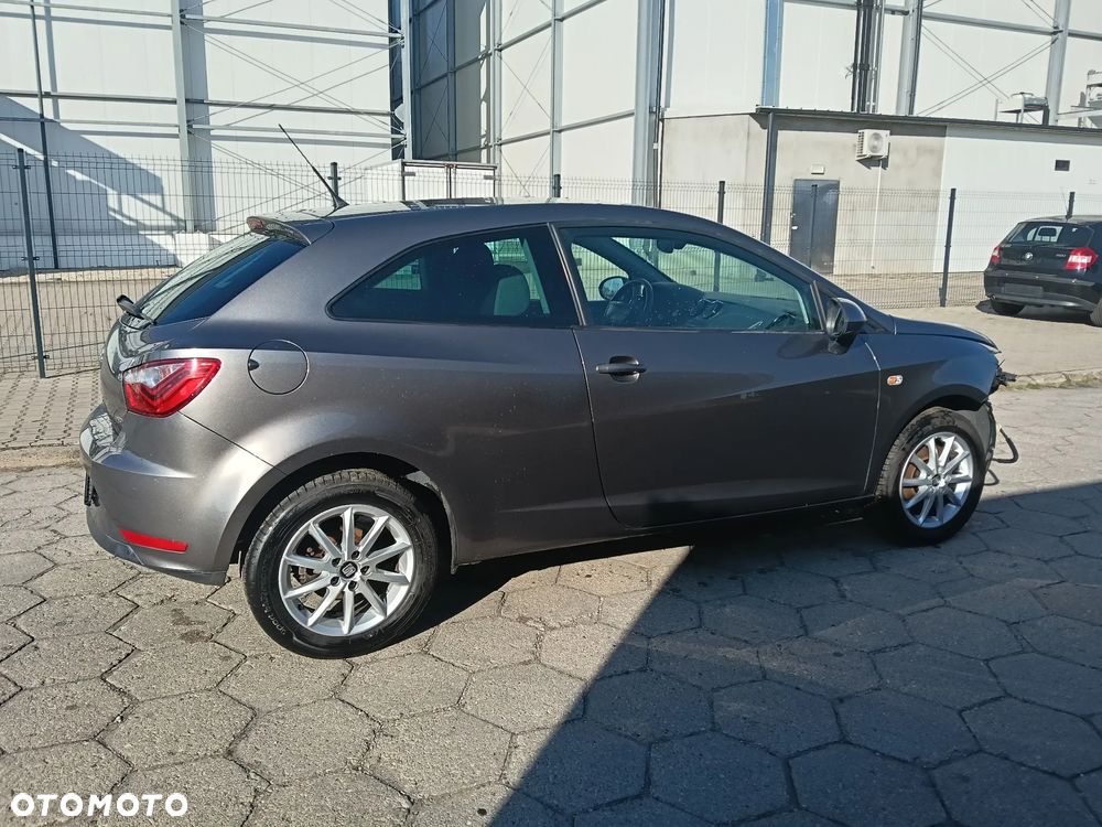 Seat Ibiza 2016 photo 4