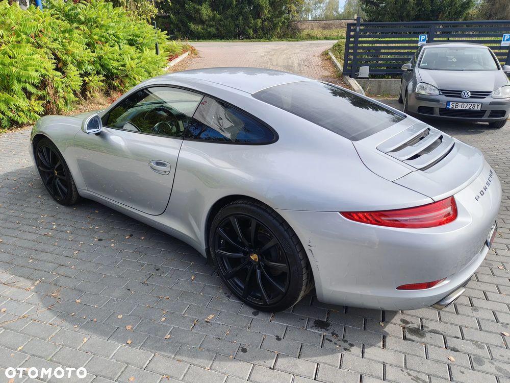 Porsche 911 Carrera 4 PDK - 9