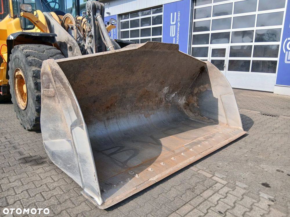 Volvo L180H ŁADOWARKA KOŁOWA - 20