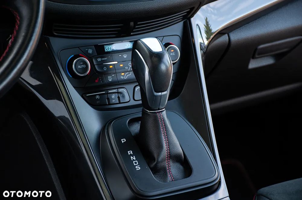 Ford Kuga 1.5 EcoBoost 4x4 ST-Line - 35