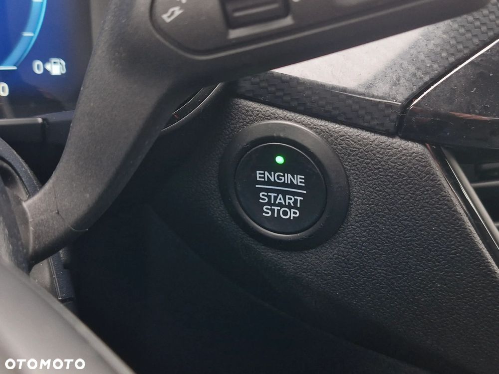 Ford Kuga 2.5 FHEV AWD ST-Line - 23