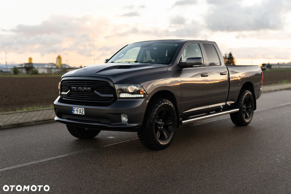 Dodge RAM 5.7 4x4 - 1