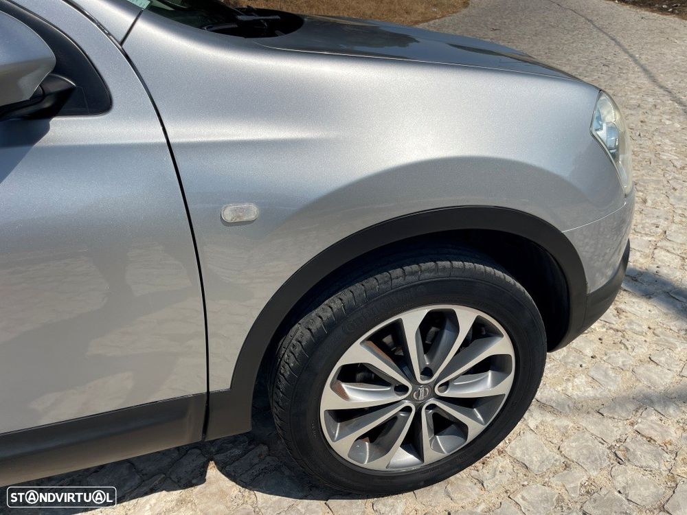 Nissan Qashqai 1.5 dCi Tekna Premium 17 - 16