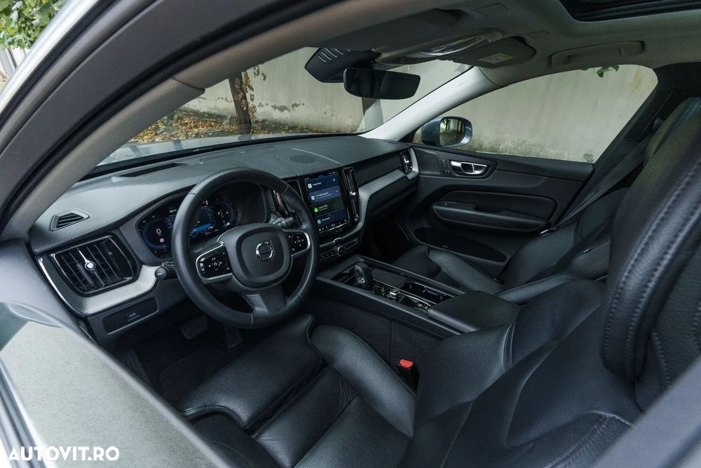 Volvo XC 60 B4 D Plus Bright - 27
