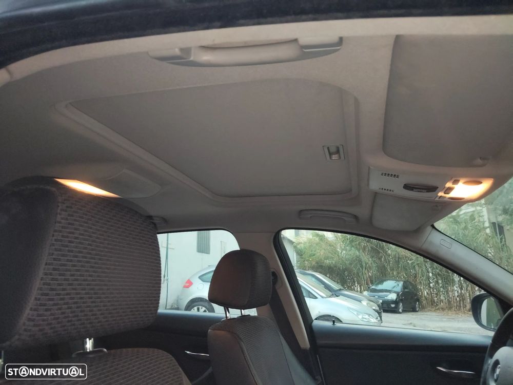 BMW 320 d Navigation - 9