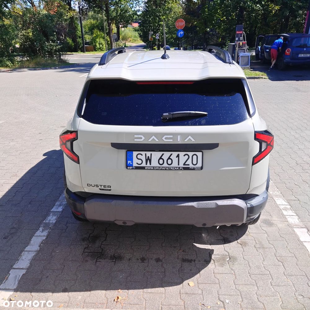 Dacia Duster 1.6 Full Hybrid 140 Journey MMT - 8