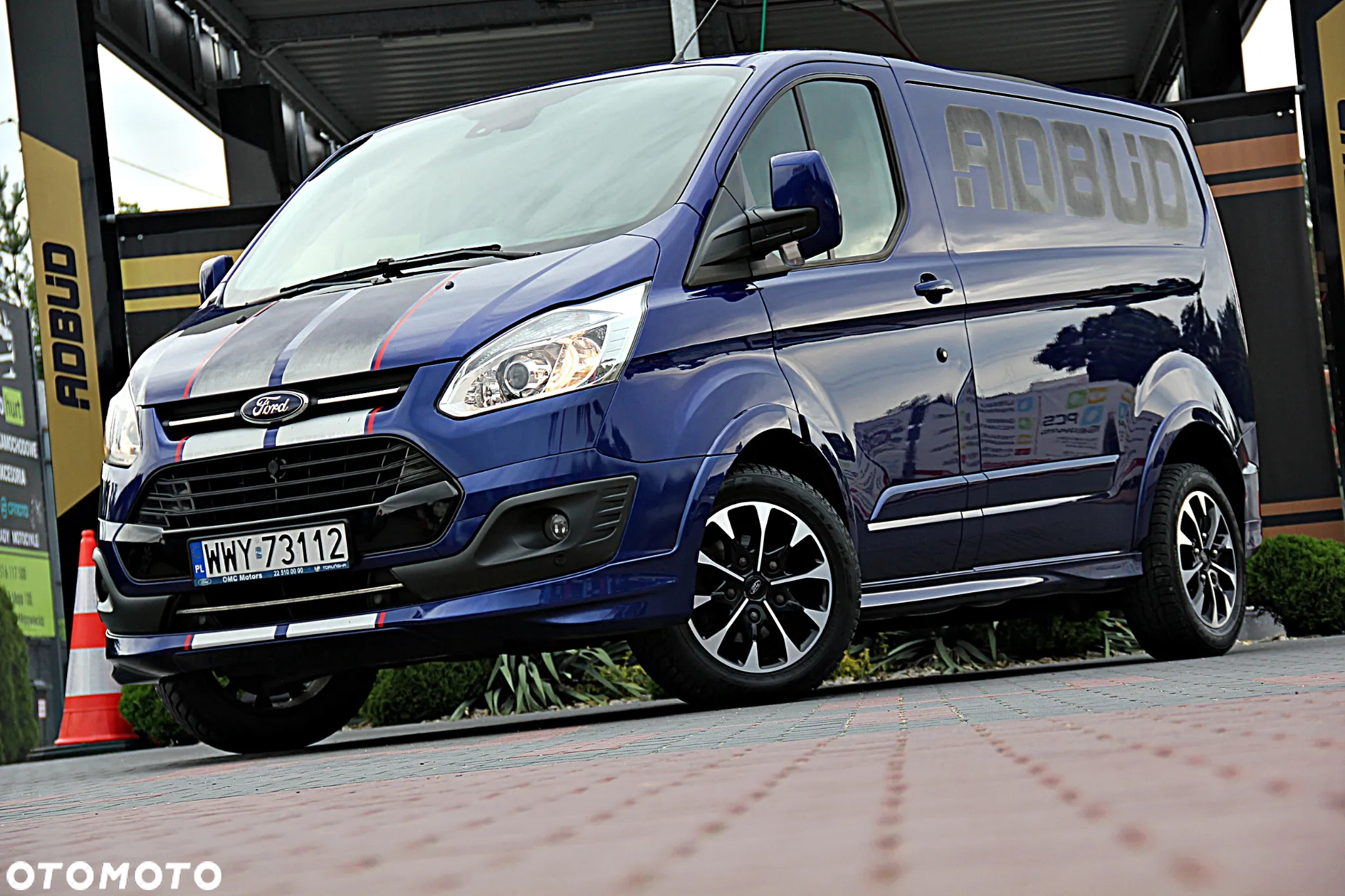 Ford TRANSIT CUSTOM - 13