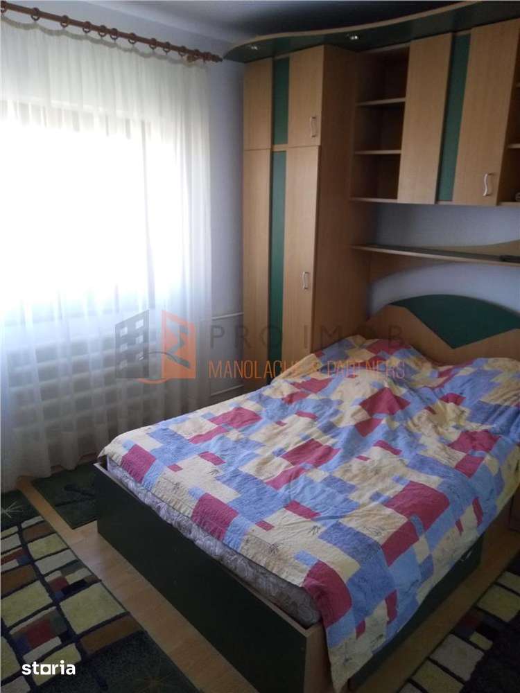 Apartament 3 camere cf 1 semidecomandat zona Crang — fotografia 3