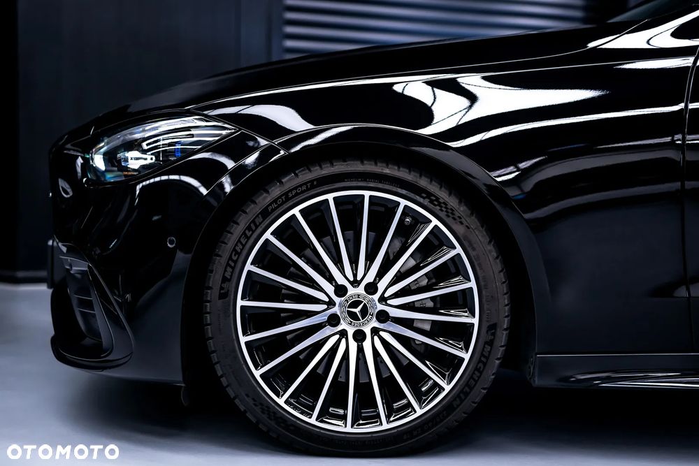 Mercedes-Benz Klasa C 300 mHEV 4-Matic AMG - 12