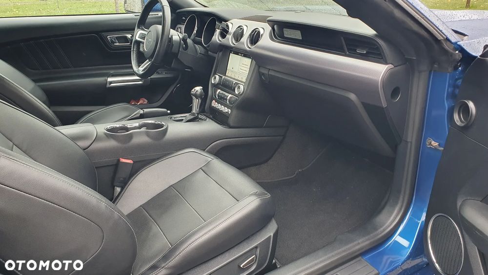 Ford Mustang 5.0 V8 GT - 8