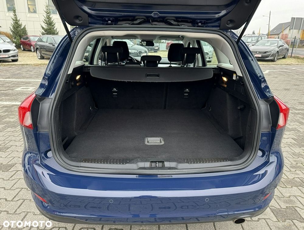 Ford Focus - 25