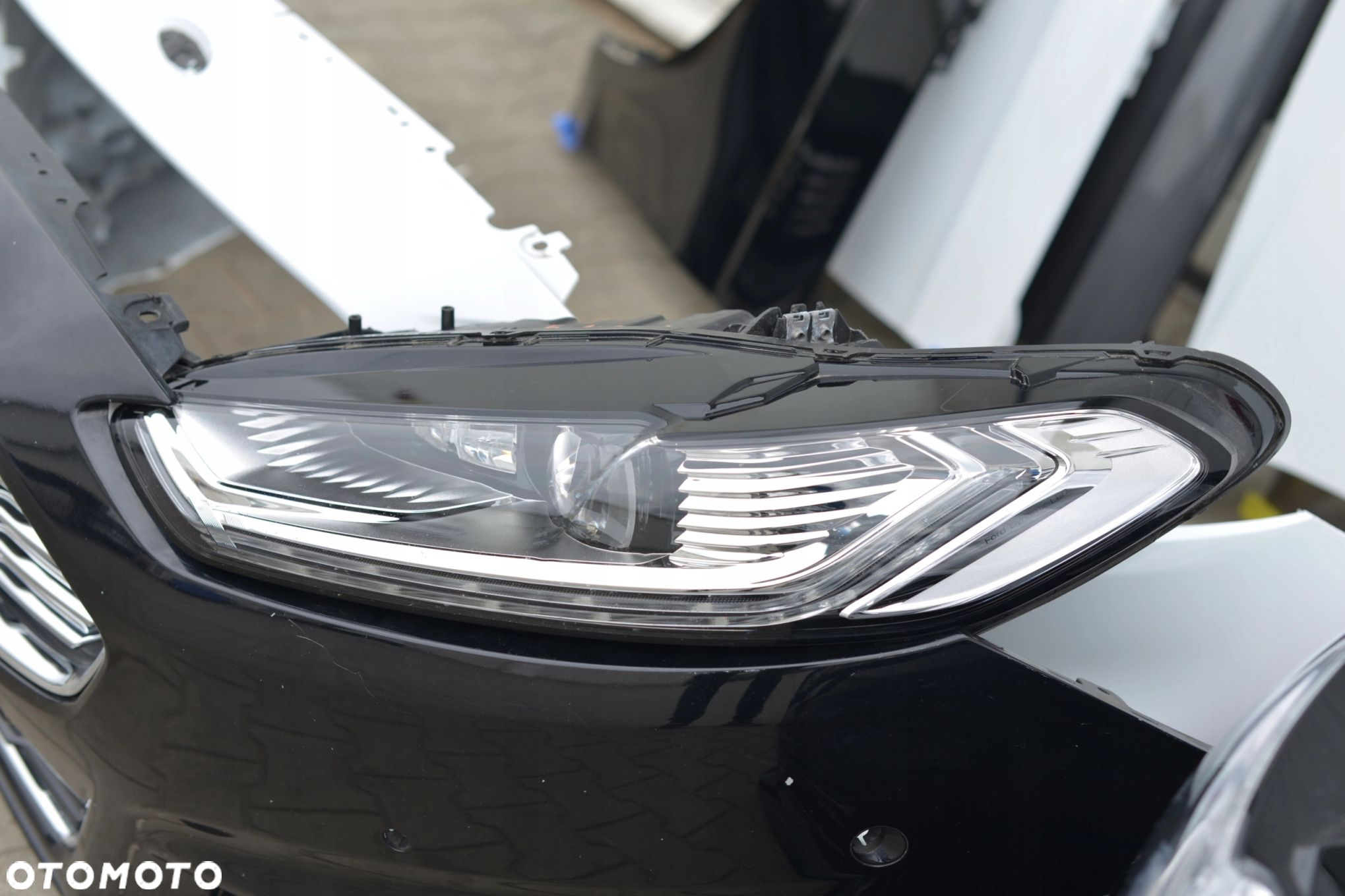 MASKA ZDERZAK GRILL BŁOTNIK LAMPA XENON PAS BELKA FORD MONDEO MK5 FUSION - 13