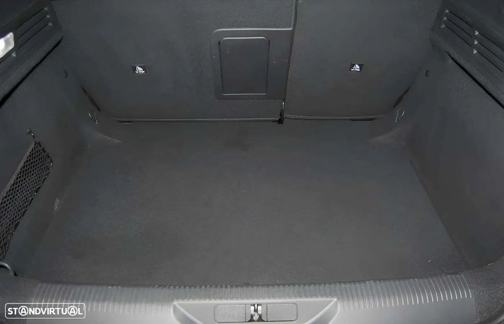 Peugeot 308 1.2 PureTech Allure - 40