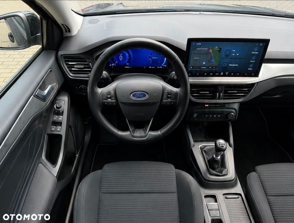 Ford Focus 1.0 EcoBoost Titanium X - 11