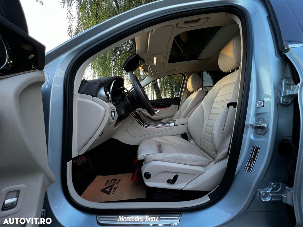 Mercedes-Benz GLC 300 de 4Matic 9G-TRONIC Exclusive - 17