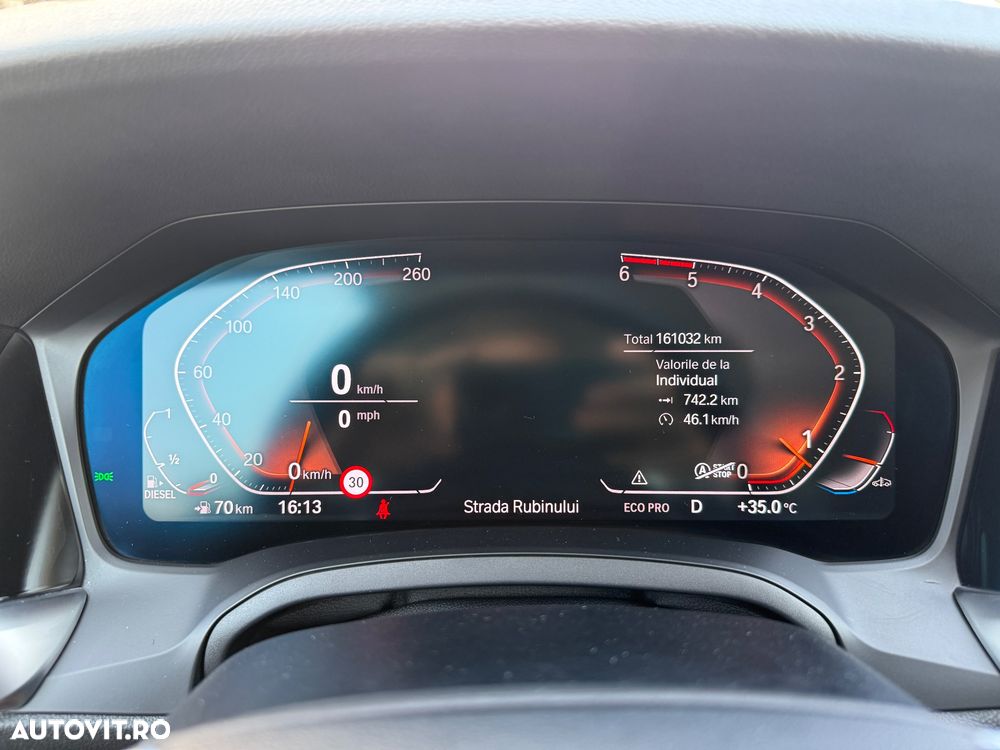 BMW Seria 3 320d Aut. Sport Line - 38