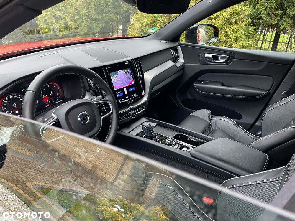 Volvo XC 60 B4 D Geartronic RDesign - 17