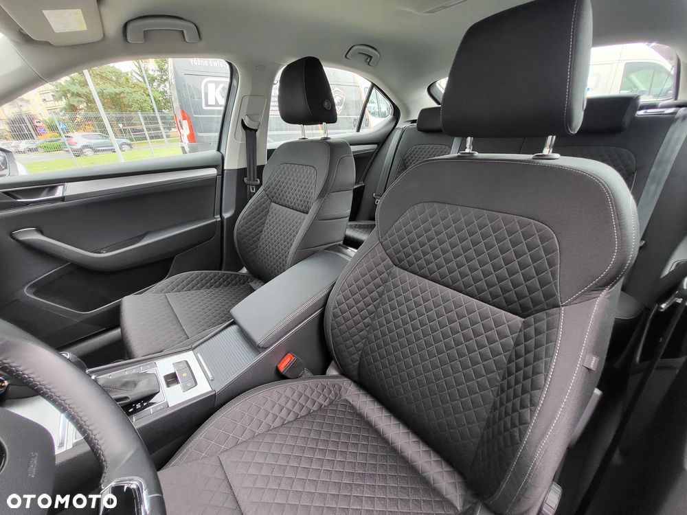 Skoda Superb 2.0 TSI Ambition DSG - 21