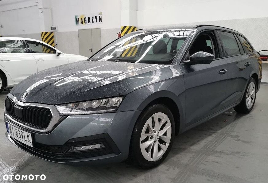Skoda Octavia 2.0 TDI SCR Ambition DSG - 2