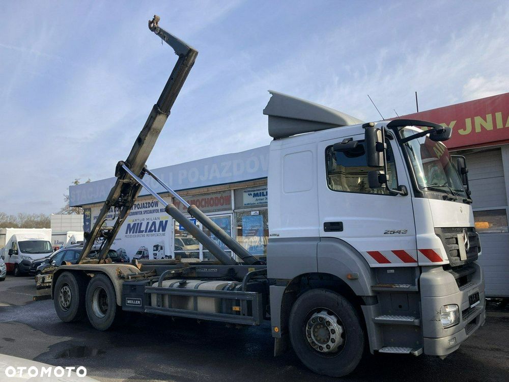 Mercedes-Benz Mercedes Axor 2543 Hakowiec bramowiec MEILLER-KIPPER Model 2009 - 3