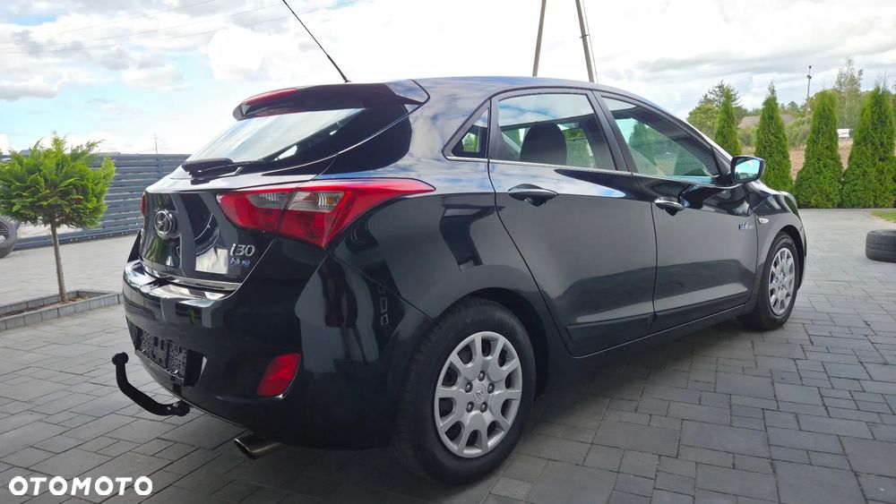 Hyundai i30 blue 1.6 GDI Trend - 38