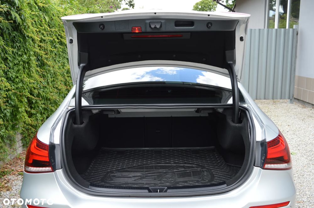 Mercedes-Benz Klasa A 180 d Progressive 7G-DCT - 8